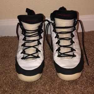 Jordan 9 Retro IX